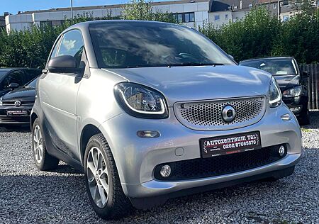 Smart ForTwo Coupe *PANO*NAVI*KLIMA*SHZ*TEMP*LED*