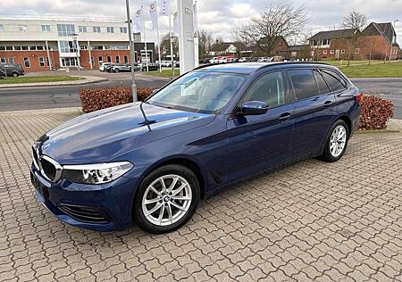 BMW 530 d xDrive SportLine AHK+Ambiente+LiveCockpit