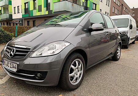 Mercedes-Benz A 150 BlueEFFICIENCY Avantgarde