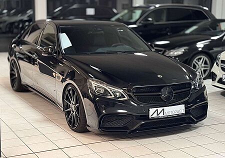 Mercedes-Benz E 500 gebraucht kaufen Mercedes-Benz E 500 CGI BlueEfficiency 4Matic /AMG/
