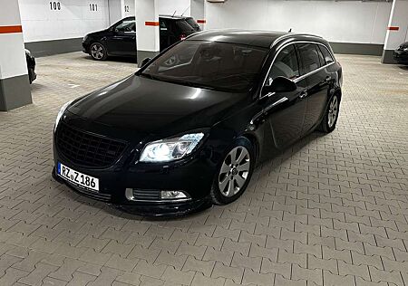 Opel Insignia 2.0 CDTI Sports Tourer Automatik Sport