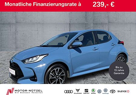 Toyota Yaris 1.5 Hybrid TEAM D LED+NAV+ACC+SHZ+RFK+16"