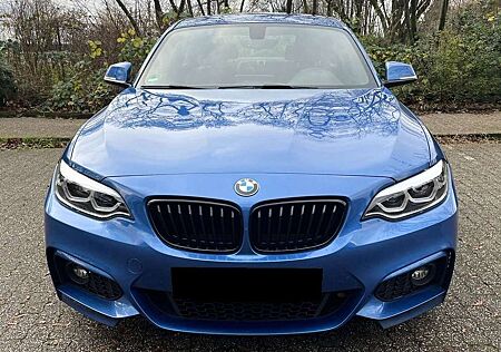 BMW 220i 220 2er Coupe Coupe Aut. M Sport