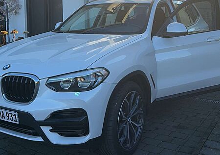 BMW X3 xDrive20i Aut.