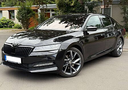 Skoda Superb Superb Sportline 2.0 TSI 190 PS DSG | Matrix | DCC | 360° | Memory | AHK | 19”