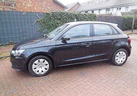 Audi A1 1.6 TDI Sportback Attraction