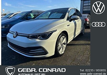 VW Golf Volkswagen VIII 1.5 eTSI Style, NP: 43.000 €