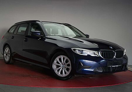 BMW 320 d Touring Advantage Navi/ACC/Kamera/HUD/Side
