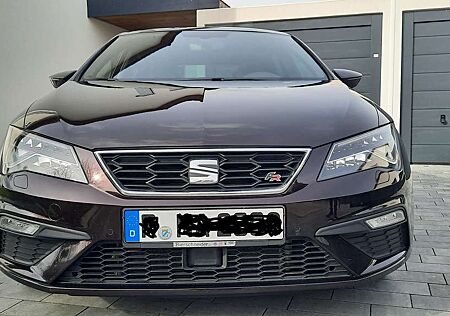 Seat Leon LeonFR, Unfallfrei, 2. Hd., Pano, SR u. WR auf Alu