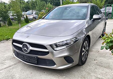 Mercedes-Benz A 200 7G-DCTProgressive