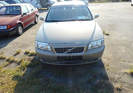 Volvo S80 2.4