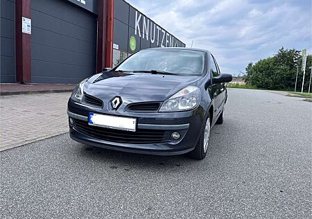 Renault Clio 1.2 16V Authentique