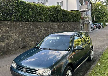 VW Golf Volkswagen 1.9 TDI Special