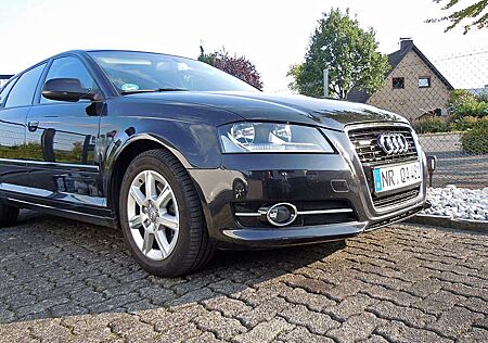 Audi A3 Sportback 1.8 TFSI quattro Ambiente
