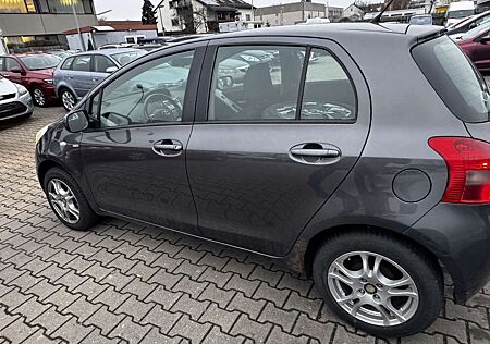 Toyota Yaris Team,1,3l Klima