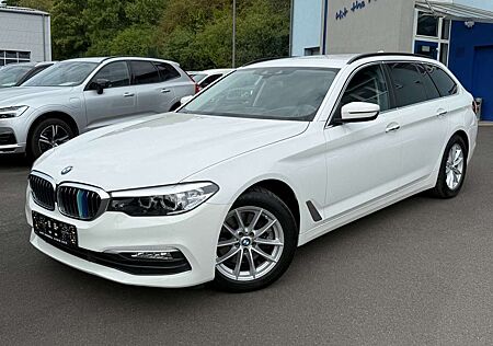 BMW 520 d Touring xDrive AHK HUD LED GRA Kam HiFi