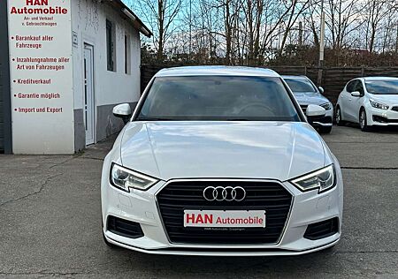 Audi A3 Limousine 30 TDI /Navi/SHZ/PDC/Xenon
