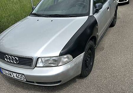Audi A4 1.6