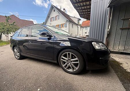 VW Golf Variant Volkswagen Sportline Panoramadach Alu 8fach Sportfahrwerk MP3