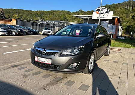 Opel Astra J Sports Tourer Sport*GEPFLEGT*TÜV 06.2006