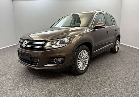 VW Tiguan Volkswagen Cup Sport & Style BMT*2.HD*AHK*BI-XENON*N