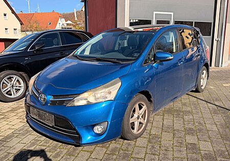 Toyota Verso Life*PANO*KAMERA**KLIMAAUTO*AHK*TEMPOMAT