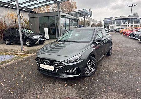 Hyundai i30 Intro Edition Mild-Hybrid, Navi., Klimaauto.