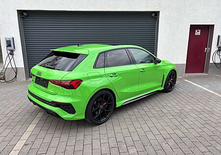 Audi RS3 2.5 TFSI quattro Keramik-HeadUp-Panorama