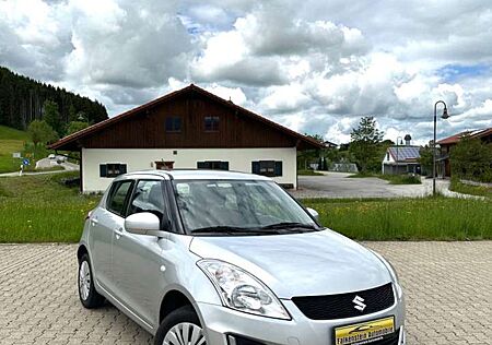 Suzuki Swift 1.2 Club 4x4+nur 56.500 km+1.HAND+Sitzh.