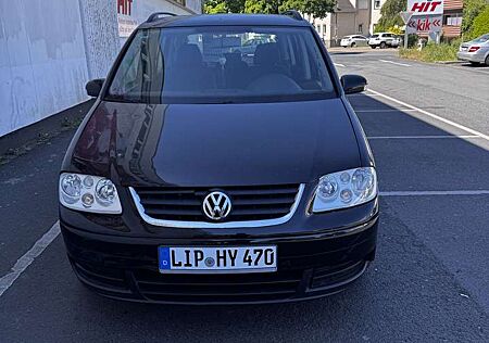VW Touran Volkswagen 1.9 TDI Highline