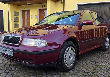 Skoda Octavia 5 trg, Klima_Sitzh_Schiebed_8 fach Alu..