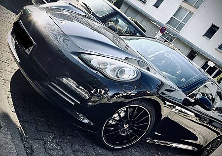 Porsche Panamera 4S PDK