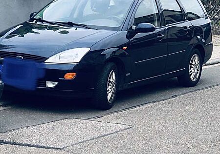 Ford Focus gebraucht kaufen Ford Focus Turnier Ghia