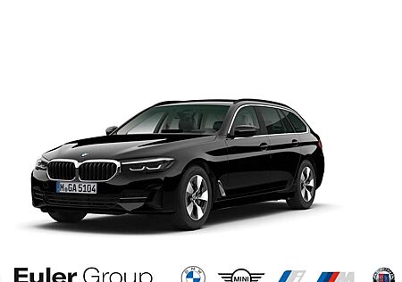 BMW 520 d xDrive Touring Luftfederung Navi Digitales Cockp