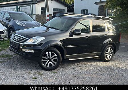 SsangYong Rexton RX200 e-XDi W Sapphire 4WD 7Sitzer