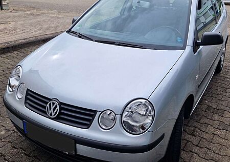 VW Polo Volkswagen 1.2, 47kW, TÜV NEU, 1.Hd, wenig km, KLIMA