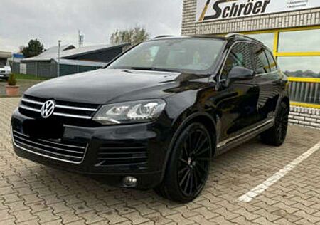 VW Touareg Volkswagen 3.0 V6 TDI 150kW Tiptr Exclusive BMot T