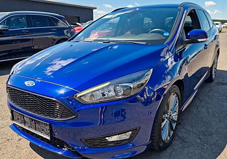 Ford Focus Turnier ST-Line Navi Bi-Xenon