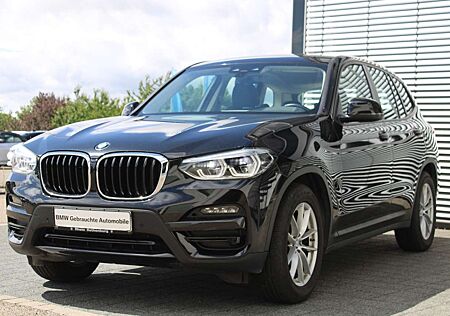 BMW X3 xDrive20d Navi LED LIVE AHK Sportsitze SH PDC