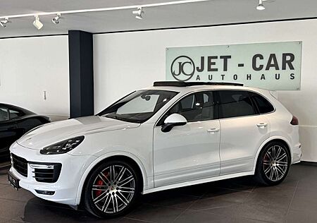 Porsche Cayenne GTS *Luft-18. W.-Pano-Chrono-Bose-21"