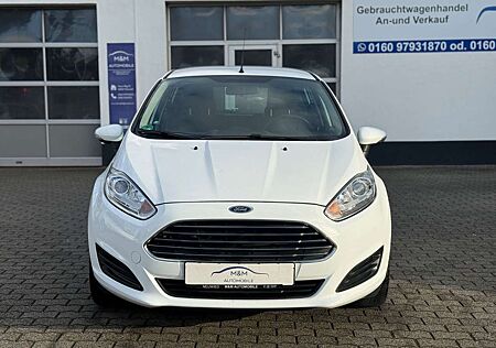 Ford Fiesta Titanium 5-trg 82 Ps | Sitzhz | bhz.Front