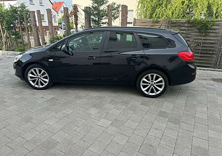 Opel Astra 1.7 CDTI Sport Turer.