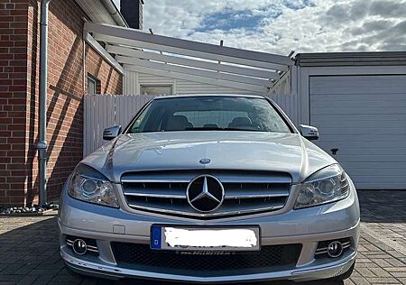 Mercedes-Benz C 180 CGI BlueEFFICIENCY