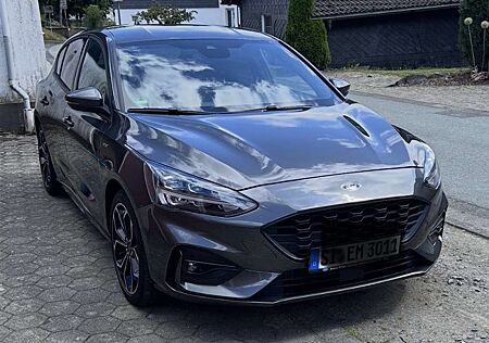 Ford Focus ST-Line X