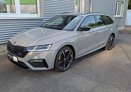 Skoda Octavia Combi RS First Edition iV