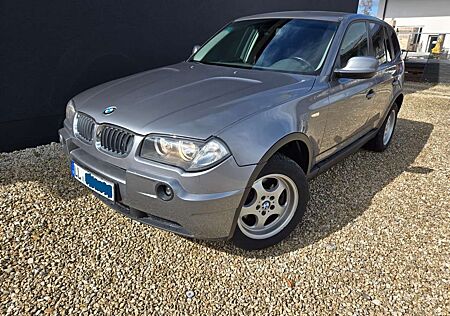 BMW X3 * xDrive20d**AUTOMATIK*ALLRAD*WENIG KM*AHK*TOP**