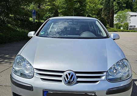 VW Golf Volkswagen Trendline