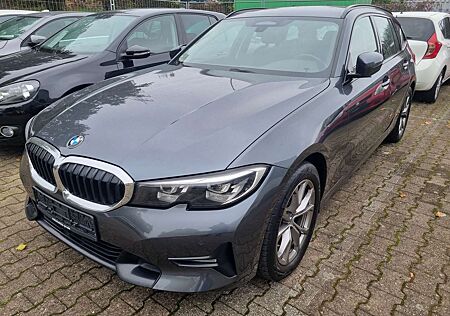 BMW 318 d Sport Line*1.Hand*Autom*LED*AHK*Navi*ACC*