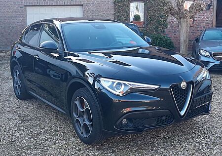 Alfa Romeo Stelvio Super Q4 DAB TOP ZUSTAND WIE 100tkm