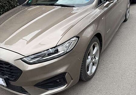 Ford Mondeo Turnier 2.0 Ti-VCT Hybrid ST-Line